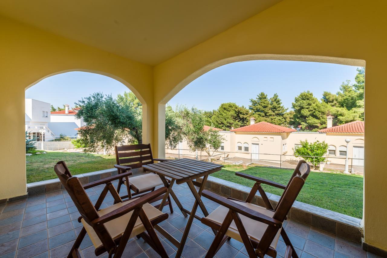 Sithonia Lodge Metamórfosi Eksteriør bilde